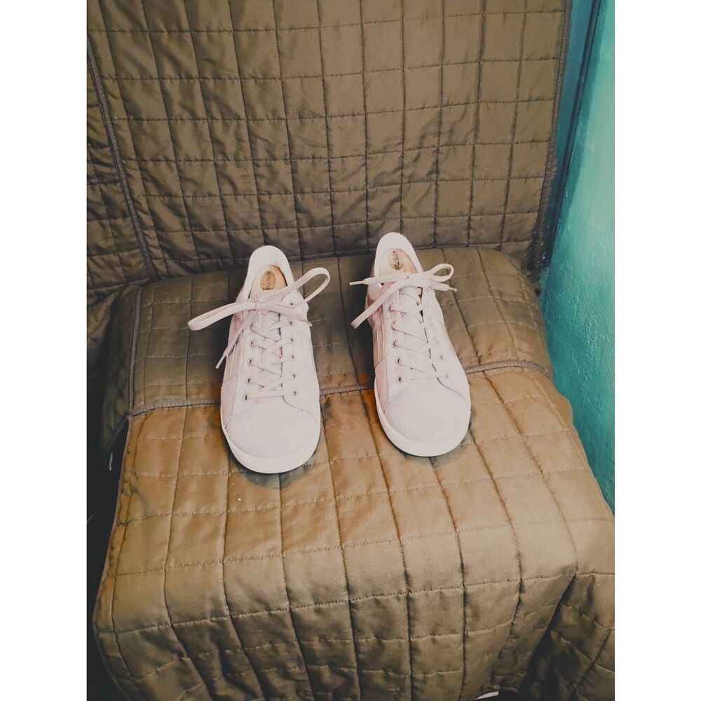 Sam Edelman suede low-top sneaker man 11